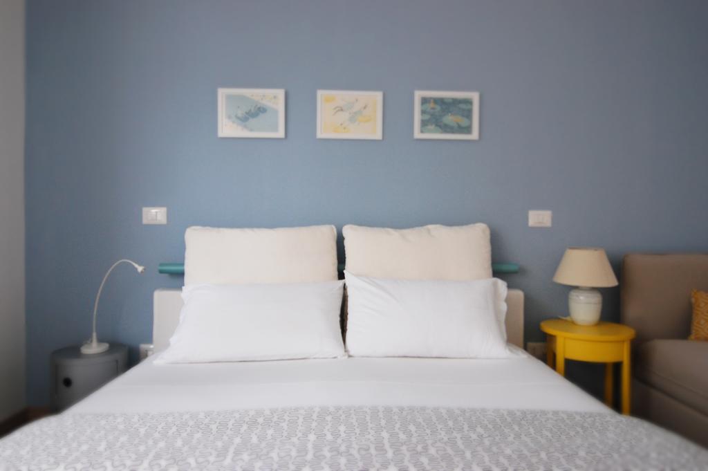 Bed and Breakfast Le Officine Di Via Marsala Леньяно Экстерьер фото